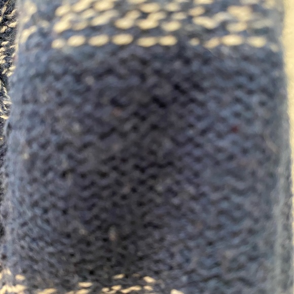 Cute H&M sweater size 1.5-2yrs - Picture 6 of 10